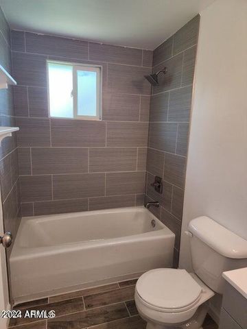 1041 W Elna Rae Street, Tempe, AZ 85281