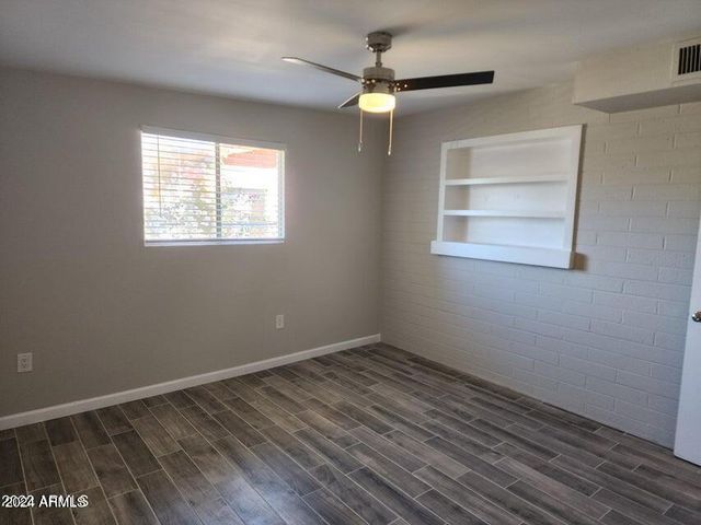 1041 W Elna Rae Street, Tempe, AZ 85281