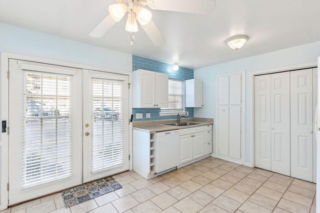 1423 Ashley River Road Road 2d, Charleston, SC 29407
