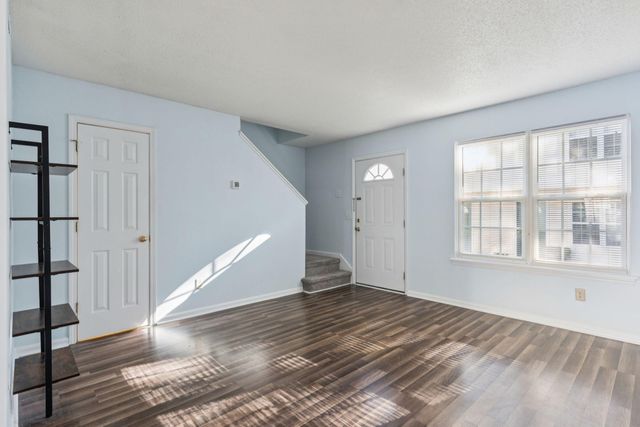 1423 Ashley River Road Road 2d, Charleston, SC 29407