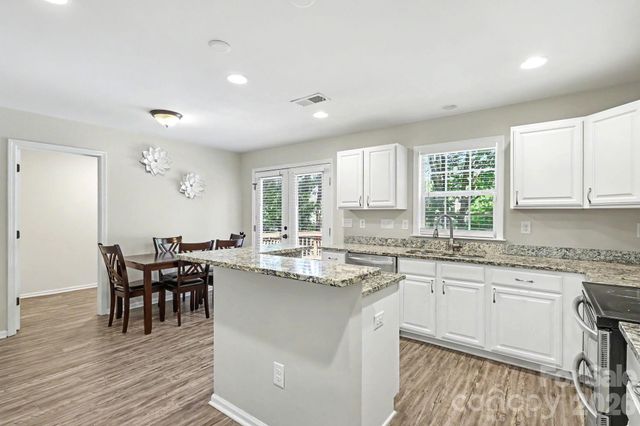 7413 Tupelo Lane, Charlotte, NC 28269