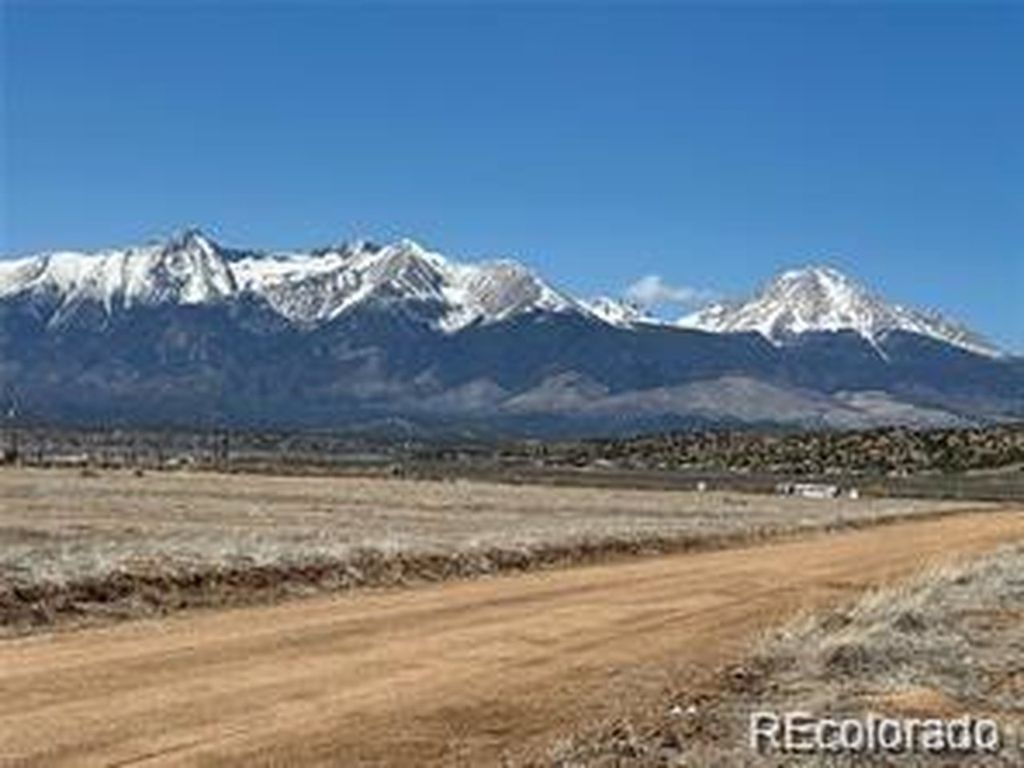 14 Howell Rd, Fort Garland, CO 81133