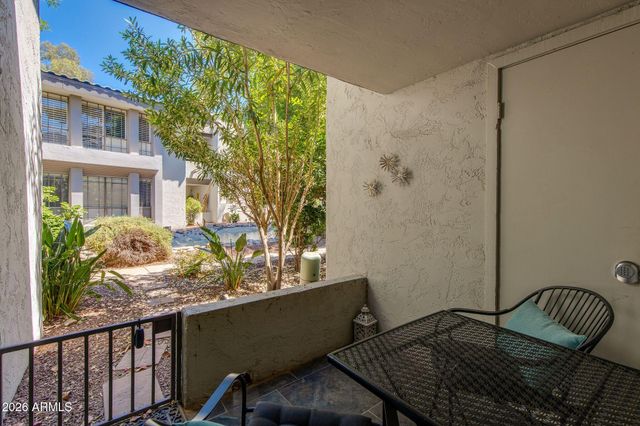 5207 N 24TH Street 104, Phoenix, AZ 85016
