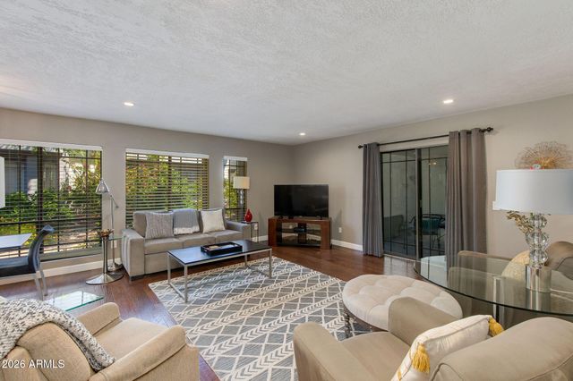 5207 N 24TH Street 104, Phoenix, AZ 85016