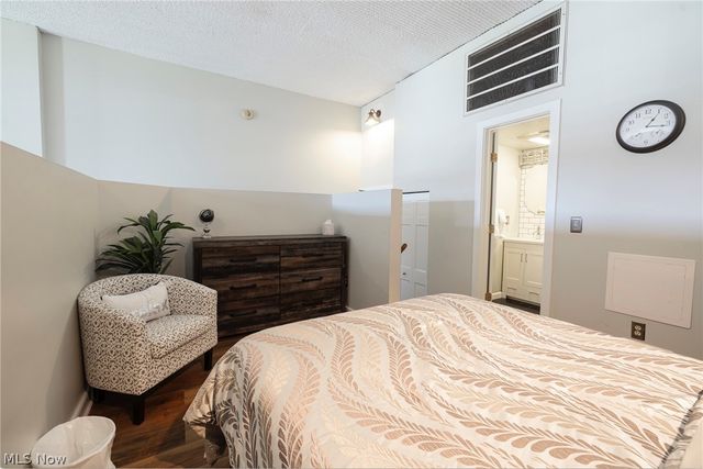 408 W Saint Clair Avenue 607, Cleveland, OH 44113