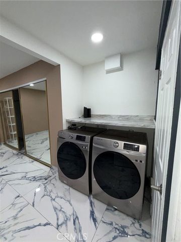 5652 Yolanda Avenue 7, Tarzana (los Angeles), CA 91356