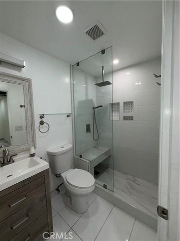 5652 Yolanda Avenue 7, Tarzana (los Angeles), CA 91356