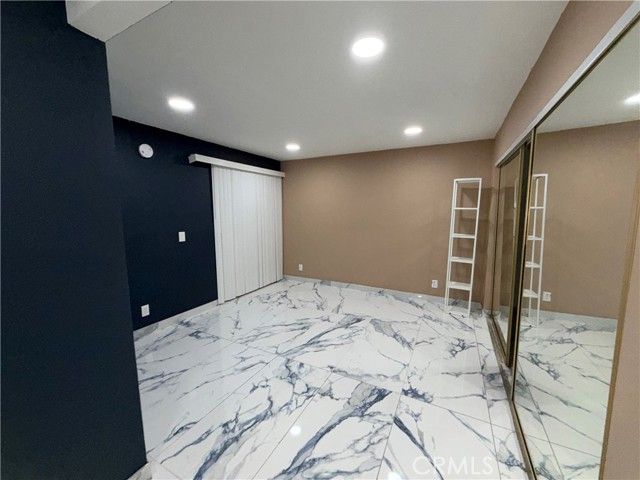 5652 Yolanda Avenue 7, Tarzana (los Angeles), CA 91356