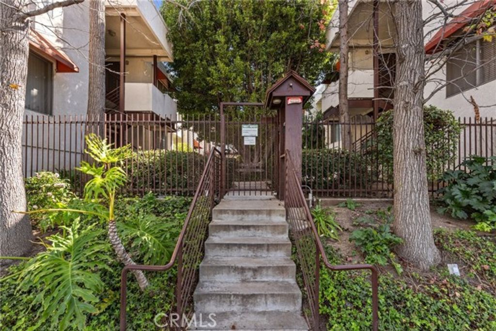 5652 Yolanda Avenue 7, Tarzana (los Angeles), CA 91356