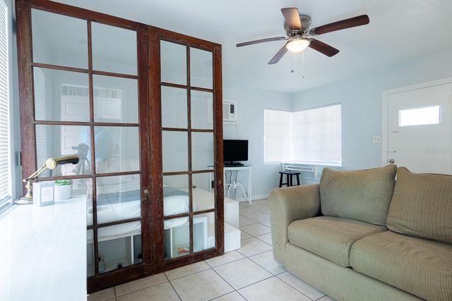 610 N EAST AVENUE, Sarasota, FL 34237