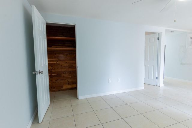 610 N EAST AVENUE, Sarasota, FL 34237