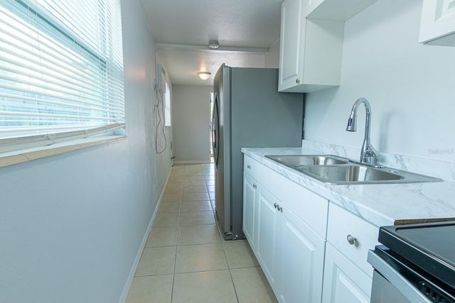 610 N EAST AVENUE, Sarasota, FL 34237