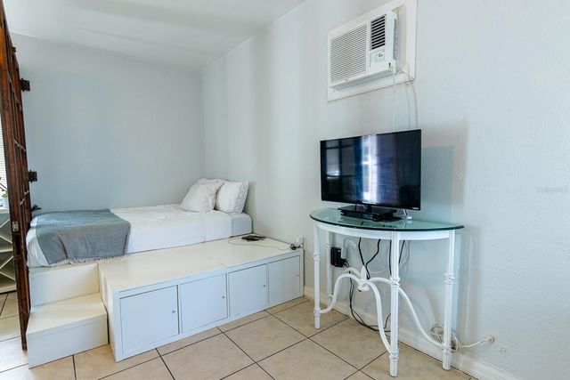 610 N EAST AVENUE, Sarasota, FL 34237