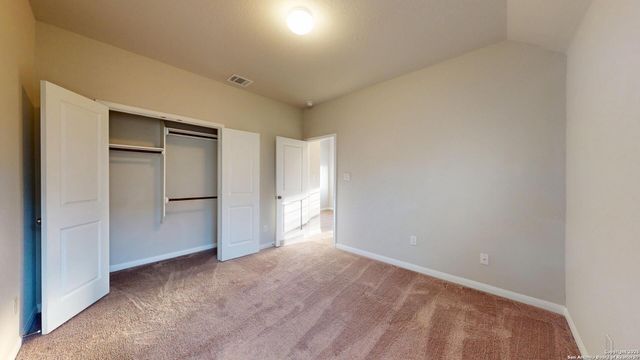 5911 Akin Glen, San Antonio, TX 78261