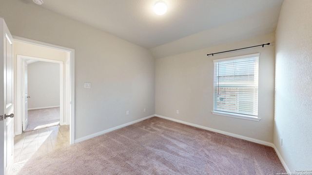 5911 Akin Glen, San Antonio, TX 78261