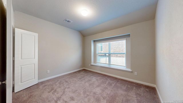 5911 Akin Glen, San Antonio, TX 78261