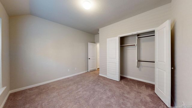 5911 Akin Glen, San Antonio, TX 78261