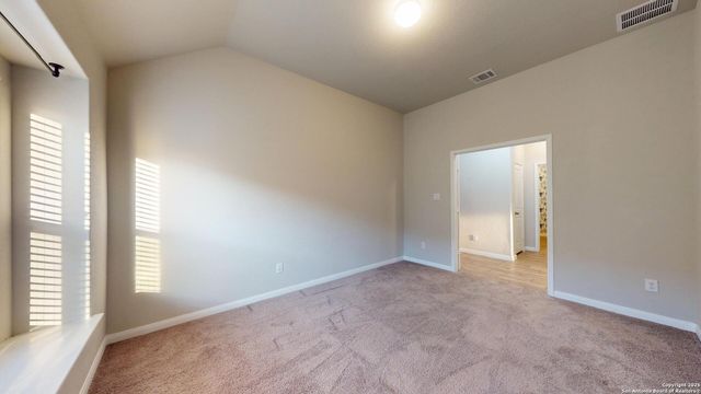 5911 Akin Glen, San Antonio, TX 78261