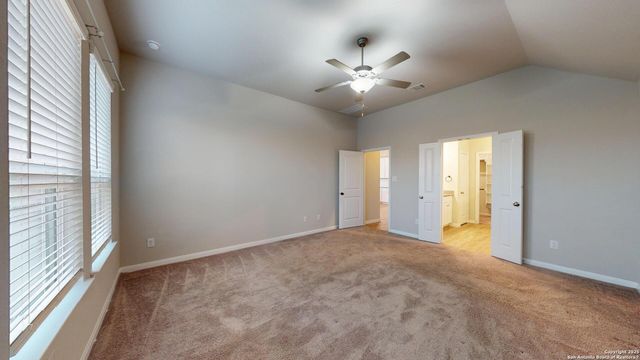 5911 Akin Glen, San Antonio, TX 78261