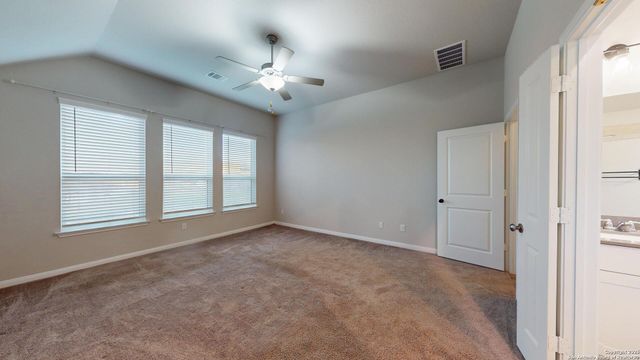 5911 Akin Glen, San Antonio, TX 78261