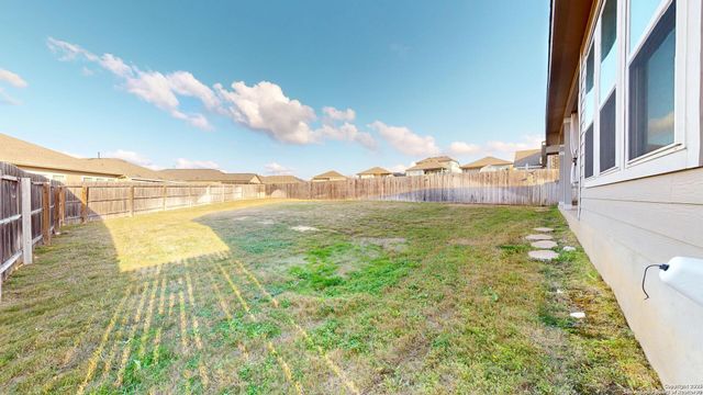 5911 Akin Glen, San Antonio, TX 78261