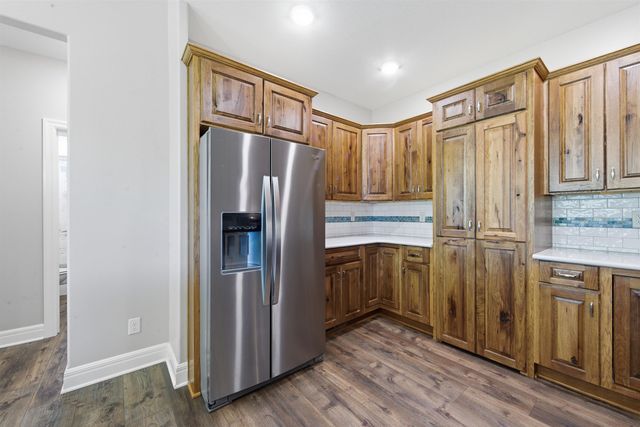 914 Chukker Ln, Haysville, KS 67060