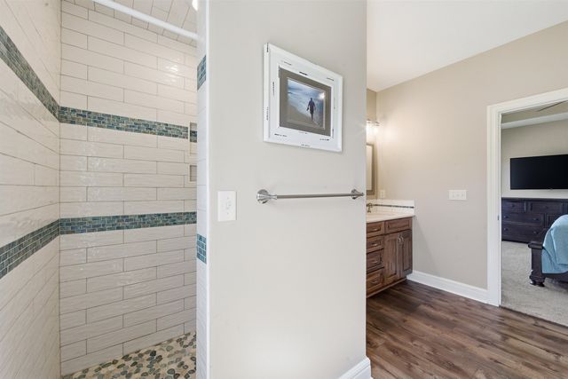 914 Chukker Ln, Haysville, KS 67060