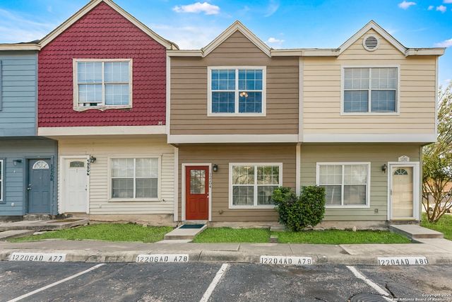 12204 APRICOT DR, San Antonio, TX 78247