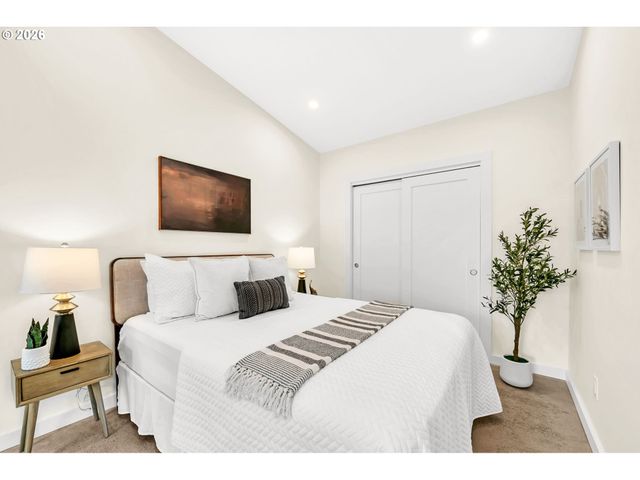 7630 N DRUMMOND Ave B, Portland, OR 97217