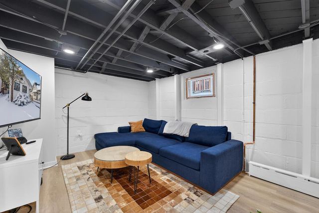 3437 N Cramer STREET, Milwaukee, WI 53211