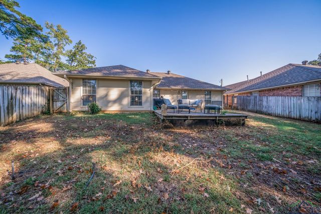 2706 Timberwood Trl, Longview, TX 75605