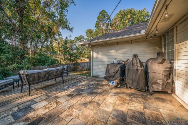 2706 Timberwood Trl, Longview, TX 75605