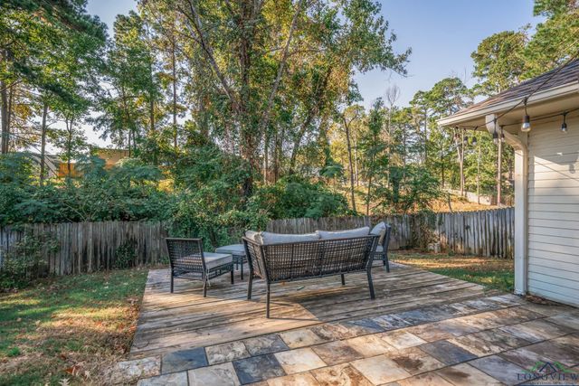 2706 Timberwood Trl, Longview, TX 75605