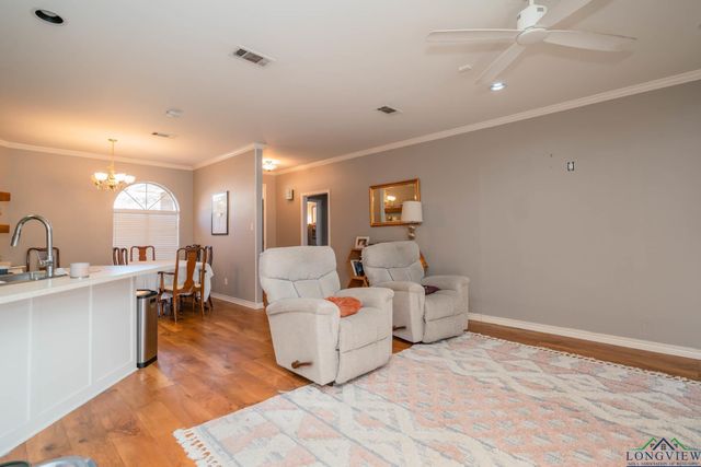 2706 Timberwood Trl, Longview, TX 75605