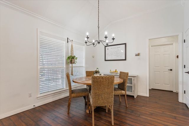 228 Greystone Drive, Hewitt, TX 76643