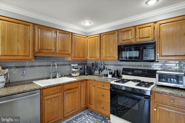 26 GEORGETOWN CT, Mountville, PA 17554