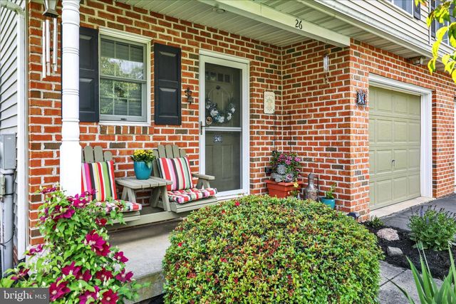 26 GEORGETOWN CT, Mountville, PA 17554
