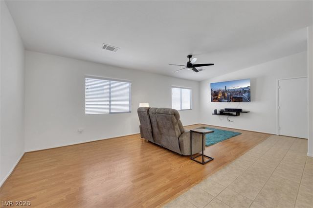 5073 Mascaro Drive, Las Vegas, NV 89122