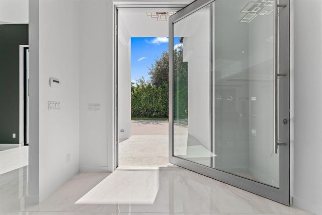 8309 SE RIVERS EDGE Street, Jupiter, FL 33458