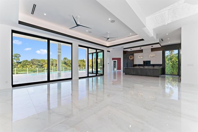 8309 SE RIVERS EDGE Street, Jupiter, FL 33458