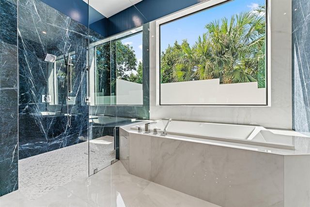 8309 SE RIVERS EDGE Street, Jupiter, FL 33458