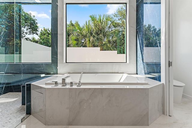 8309 SE RIVERS EDGE Street, Jupiter, FL 33458