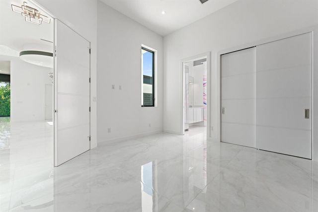 8309 SE RIVERS EDGE Street, Jupiter, FL 33458