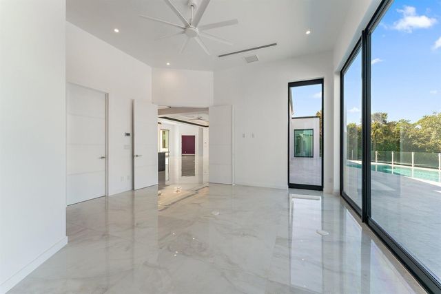 8309 SE RIVERS EDGE Street, Jupiter, FL 33458