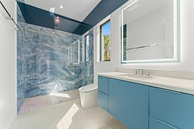 8309 SE RIVERS EDGE Street, Jupiter, FL 33458