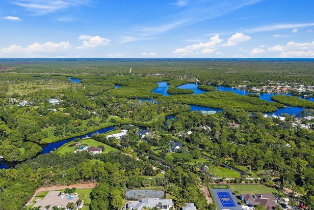 8309 SE RIVERS EDGE Street, Jupiter, FL 33458