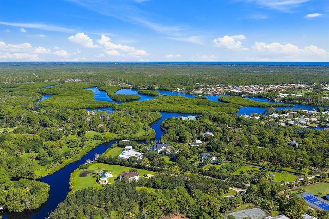 8309 SE RIVERS EDGE Street, Jupiter, FL 33458