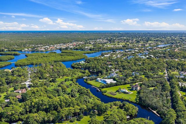 8309 SE RIVERS EDGE Street, Jupiter, FL 33458