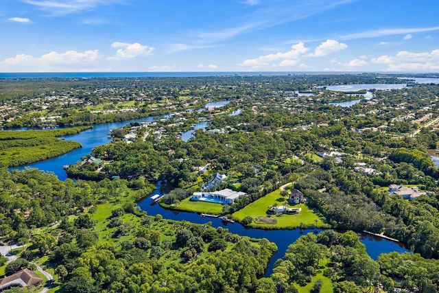 8309 SE RIVERS EDGE Street, Jupiter, FL 33458