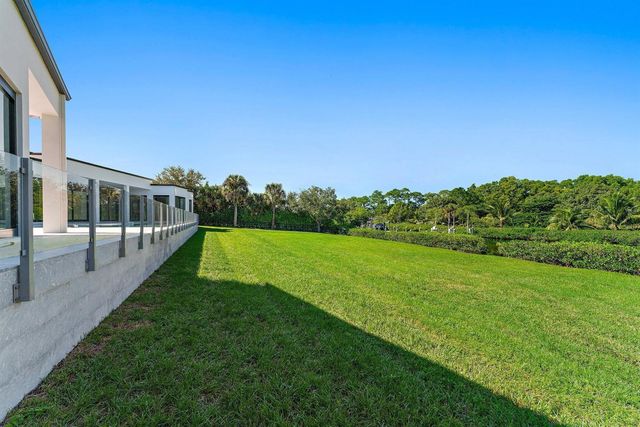 8309 SE RIVERS EDGE Street, Jupiter, FL 33458